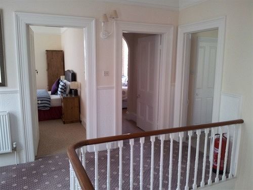 Guest house Mulberry House 4*