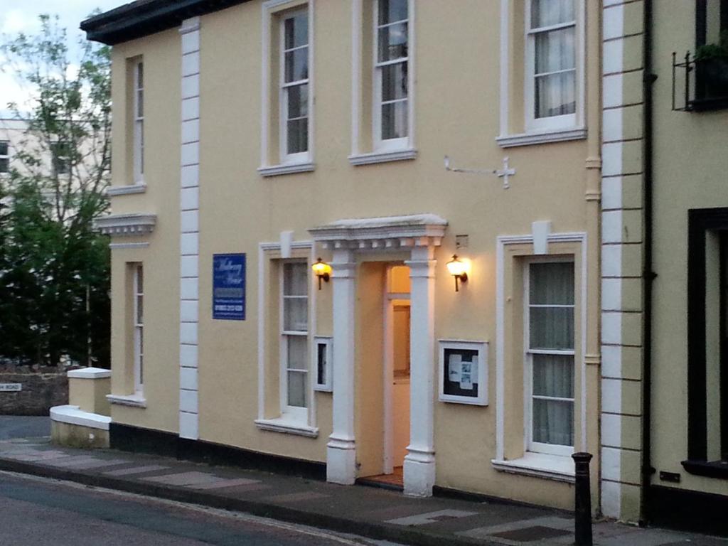 Mulberry House Guest house 4*